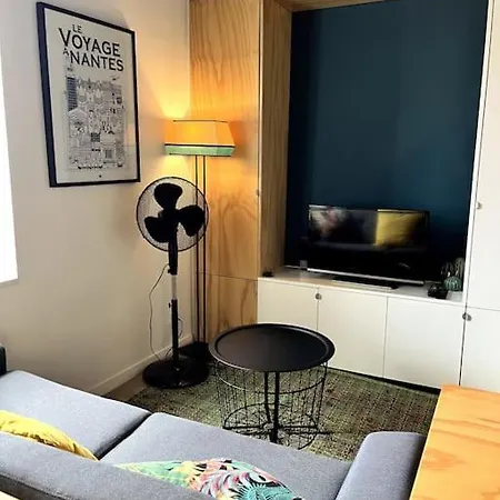 Le Sanlecque, Wifi Tv 2personnes * Нант